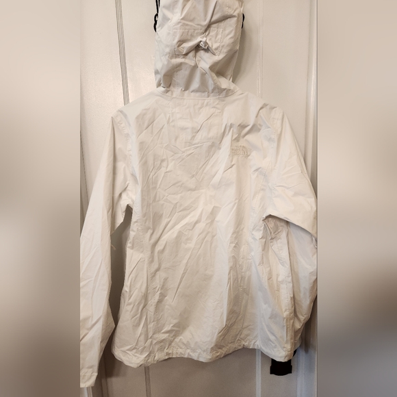The North Face Women's White Jacket - Picture 2 of 7